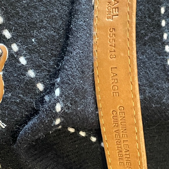 Michael Kors belt - Picture 2 of 3